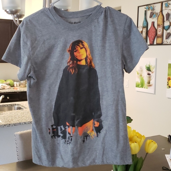 Taylor Swift Tops - Taylor Swift tee